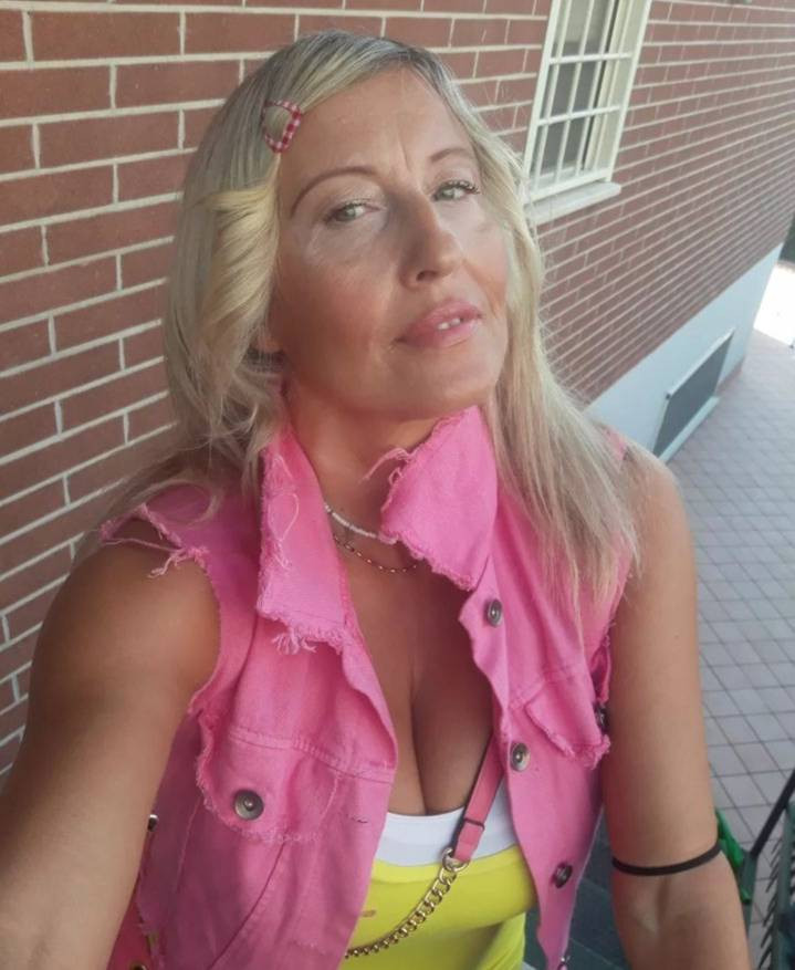 Une chaude femme pour sexe gratuit